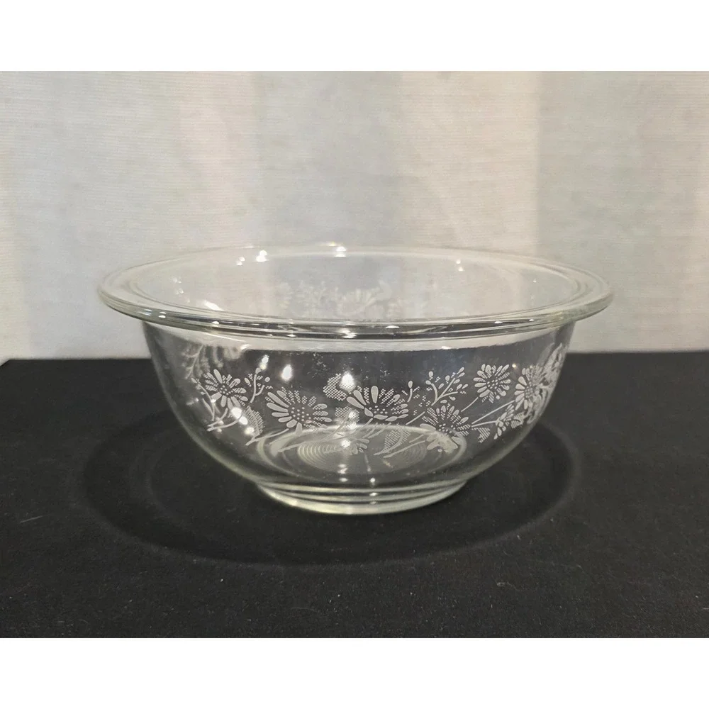 Vintage Pyrex Colonial Mist Mixing Bowl Clear Glass 1 Quart Daisy Floral Pattern